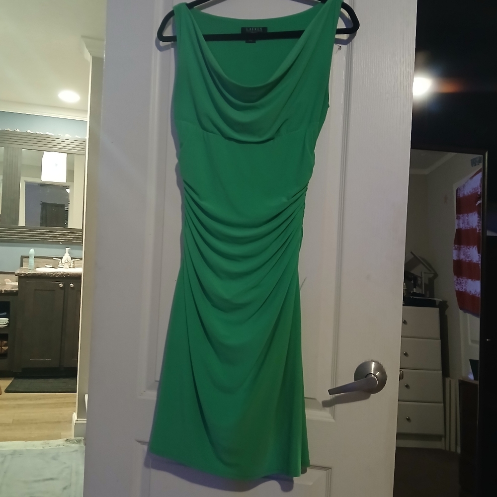 Lauren Green Midi Dress - 6